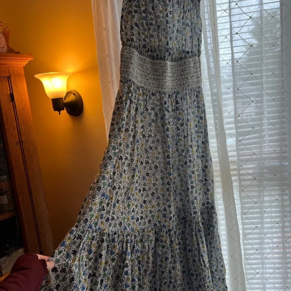 New Tory Burch Smocked Blue Floral Tie Shoulder Maxi Resort Beach Sun Dress M